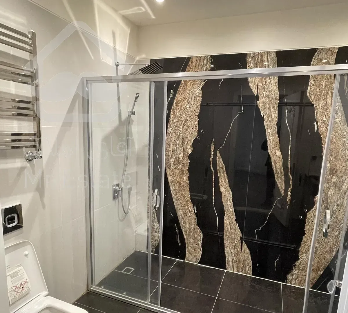 ٢٧٠متر  مروارید