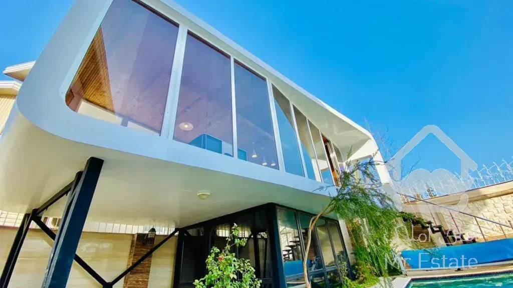 ویلای تریپلکس 3 خوابه ساحلی استخردار فول فرنیش در حاجی بکنده منطقه آزاد