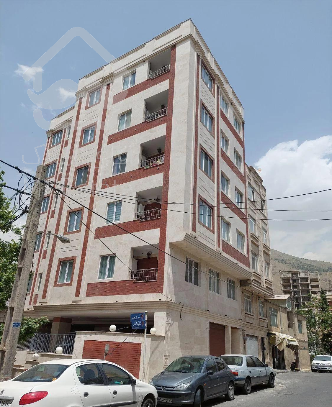 تجریش ۱۰۵متر / نوساز / سند دار