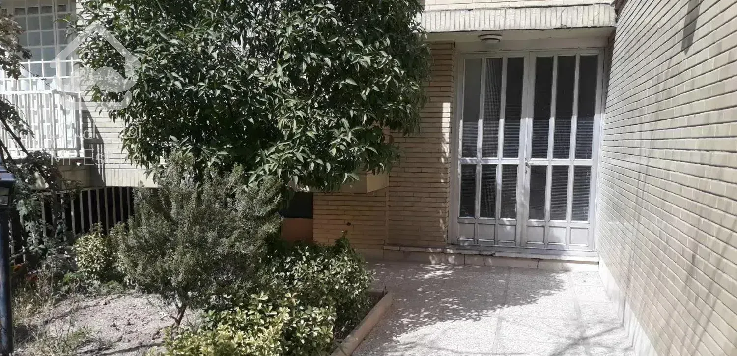 ۱۰۰ متر بازسازی شده آفتابگیر خوش نقشه عباس آباد