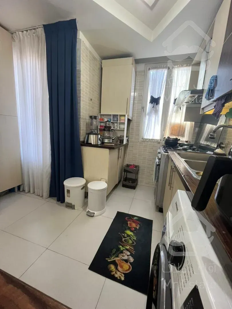 ۵۵ متر شمال بیمه فول امکانات رو به آفتاب