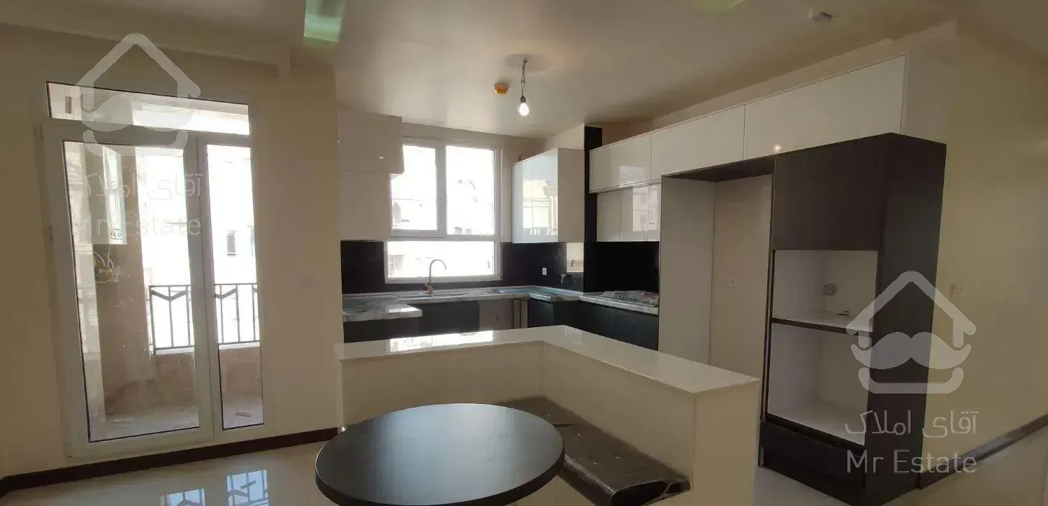 ۱۱۸متر  ۳ خواب اشرفی اصفهانی