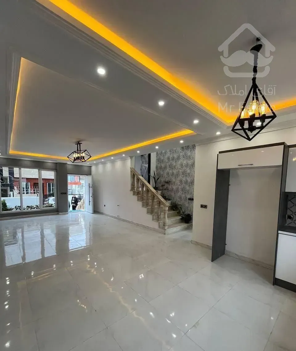 ویلاخوشساخت ۲۵۰م شهرک بااصالت دسترسی عا.لی