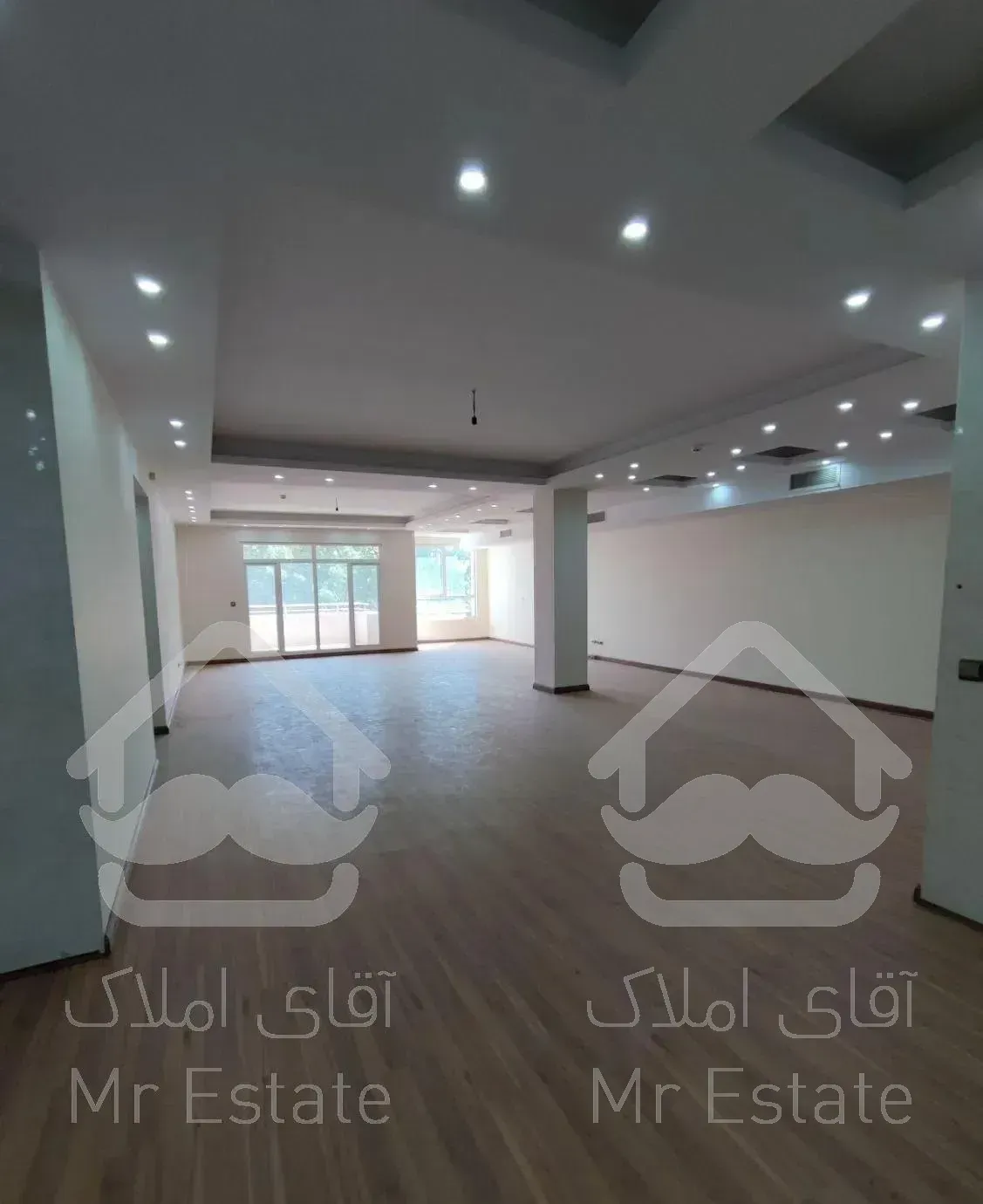 آپارتمان ۲۴۳ متری فول امکانات در مهرشهر