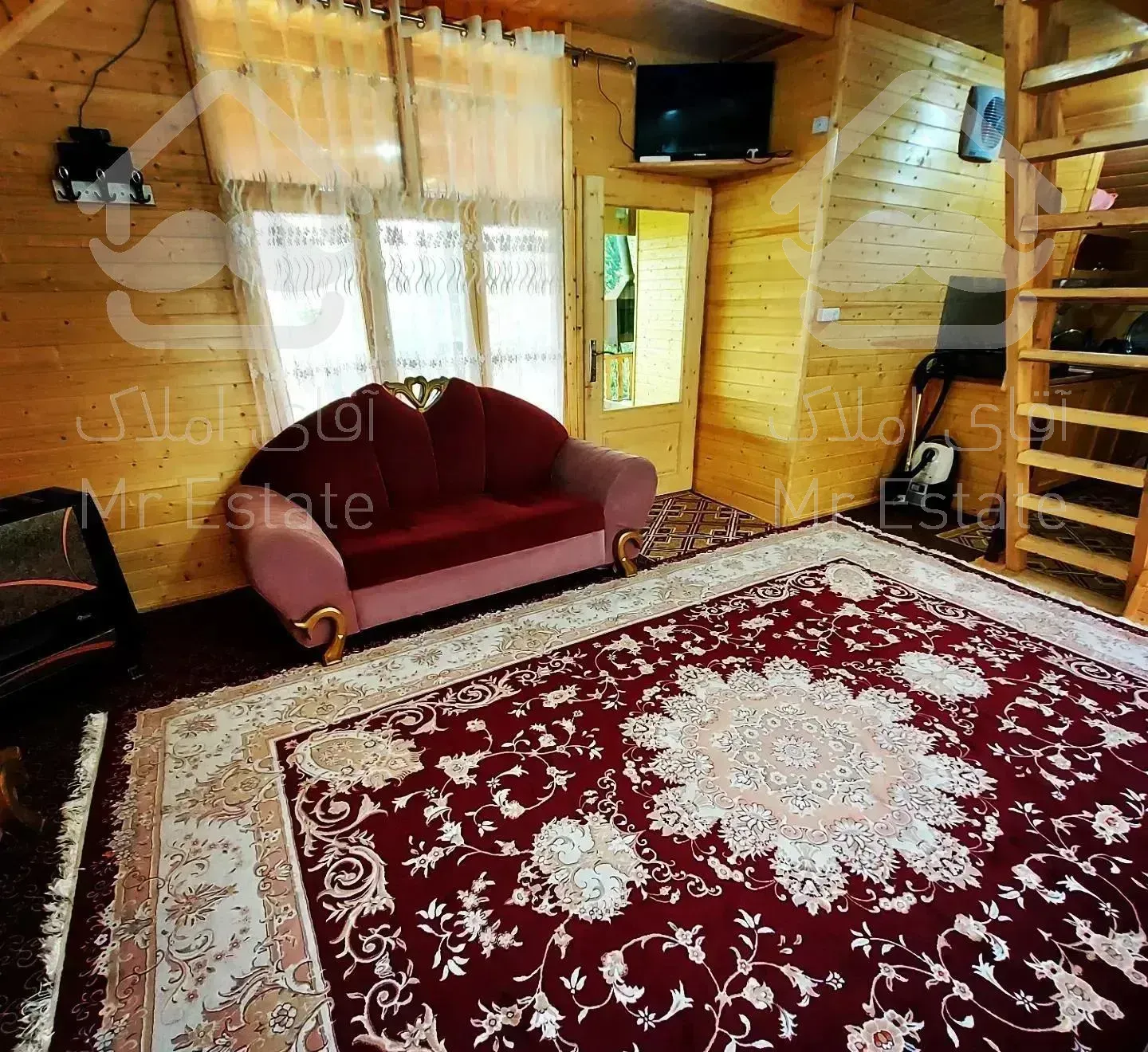 ویلا سوئیسی دوخواب دردل جنگل حومه سدلفور