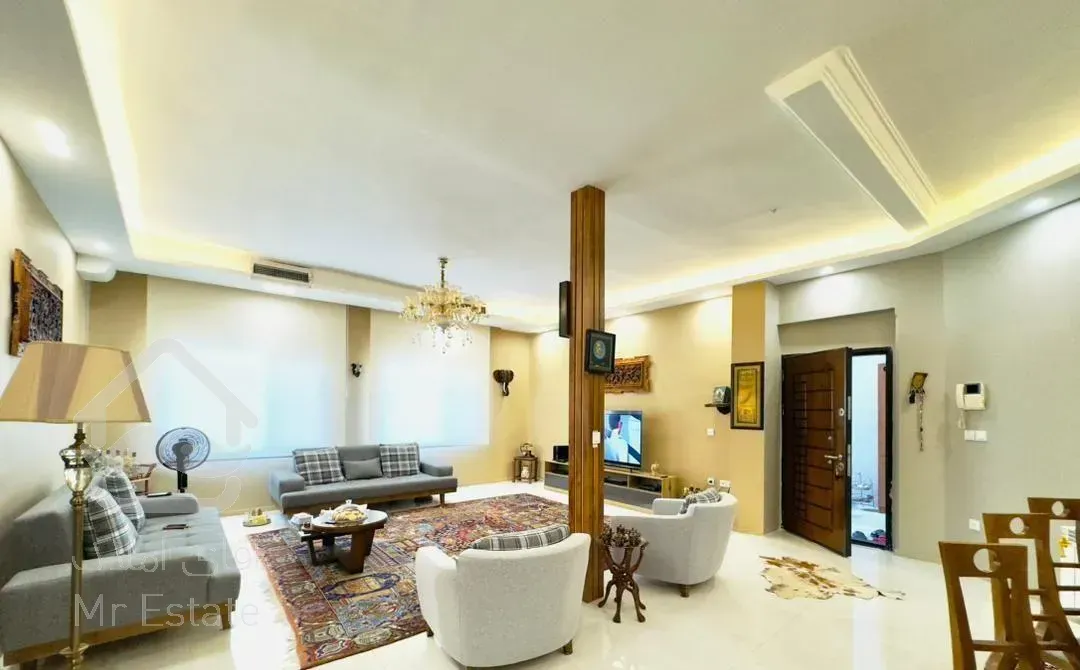 فروش آپارتمان ۱۳۰ متری