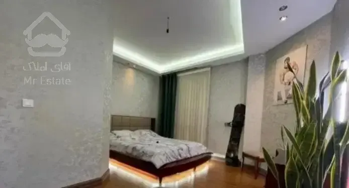 ۳۰۰ متر تکواحدی ۴ پارکینگ  میرداماد نوساز دنج خاص