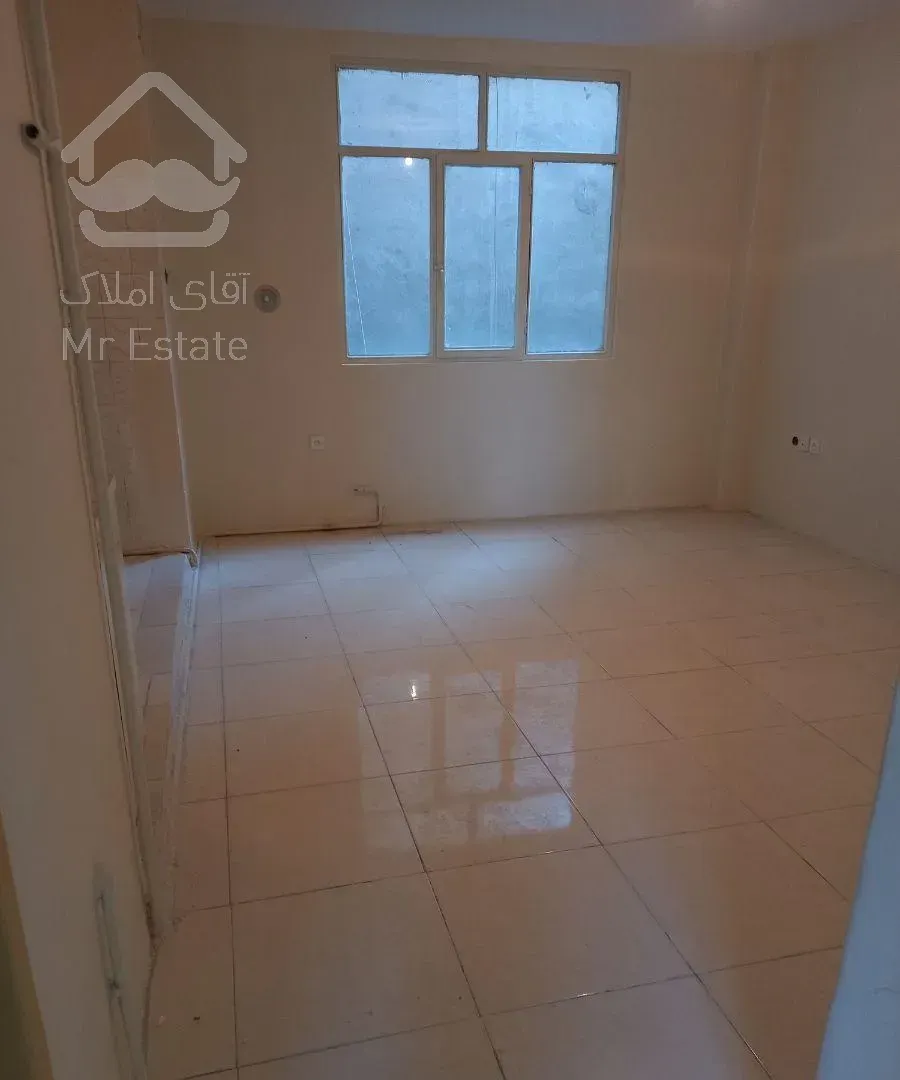 ۴۳متر تک واحدی طبقه ۲سندی بازسازی شده تخلیه