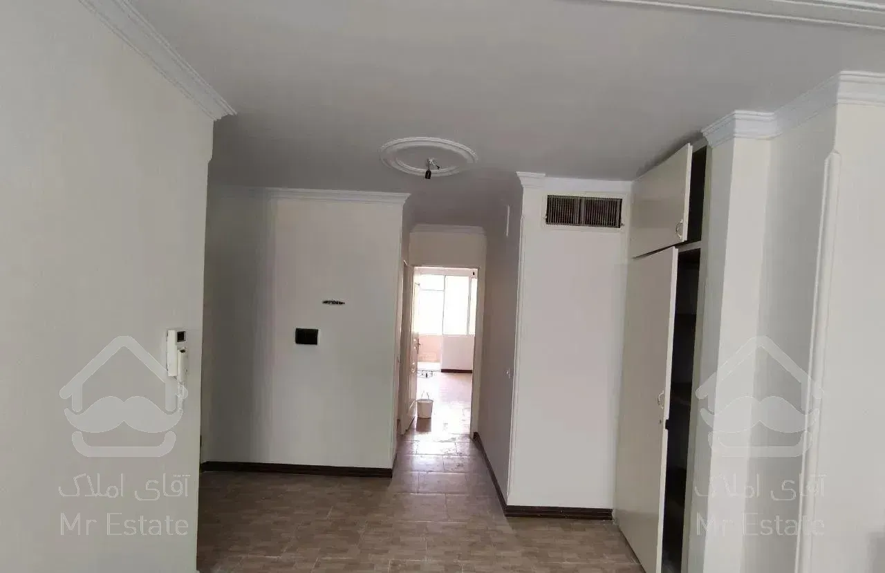 ۶۵متر/پارکینگ دار/خوش نقشه/روبنما