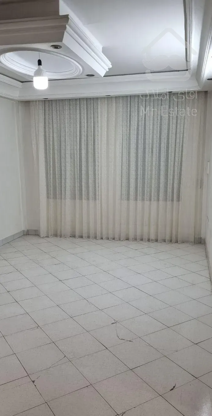 اجاره آپارتمان ۵۰ متری ۱ خوابه طبقه ۳ در دهقان