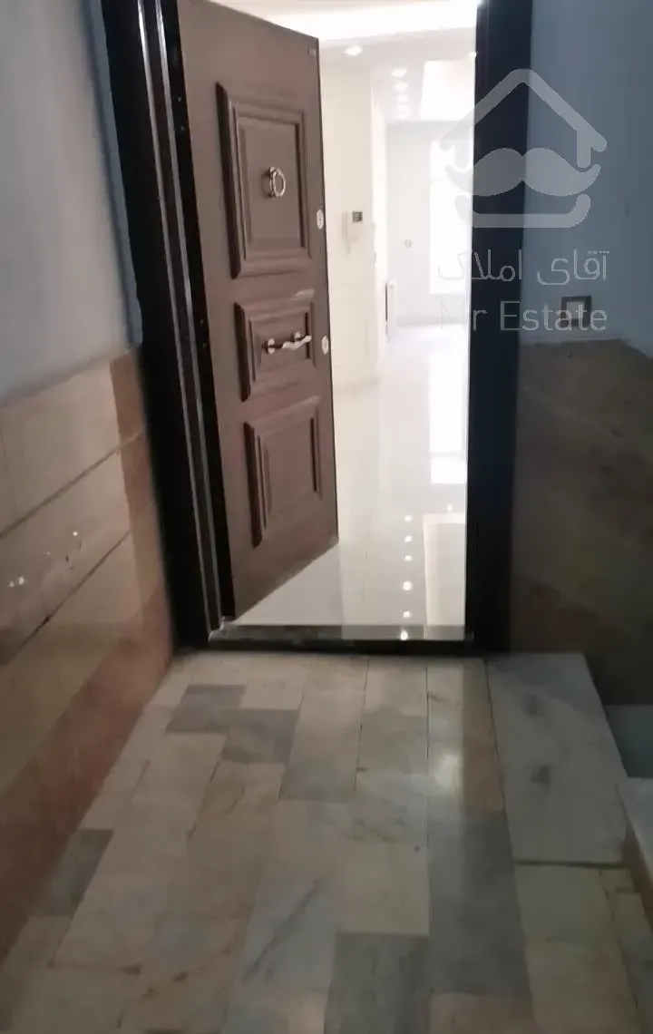 110متر/2خواب/سالن پرده خور/فول دیزاین/طوقانی