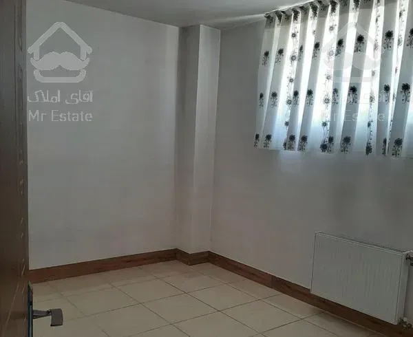 اپارتمان ۱۳۰‌متری شهرک‌گل نرگس