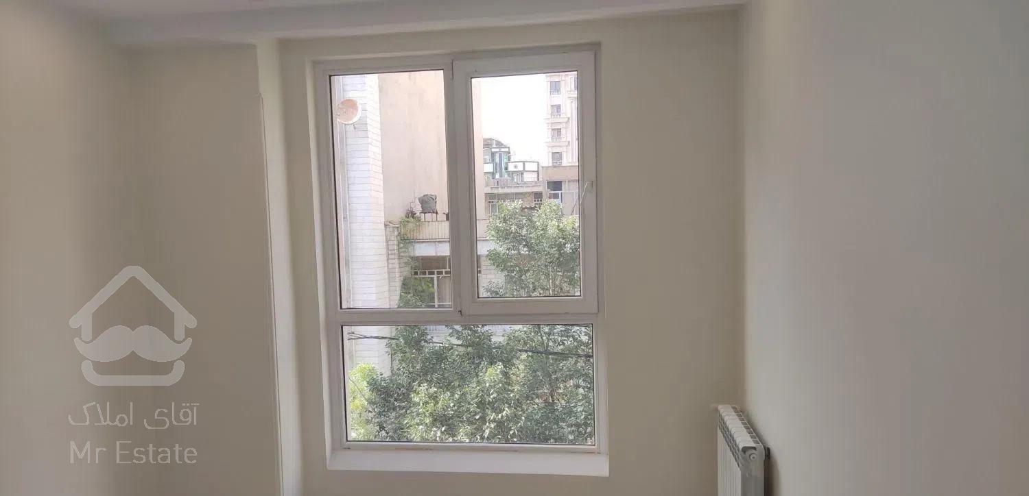 96 متر 2 خواب ، 15 ساله ، سالن پرده خور