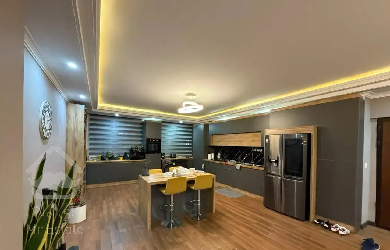 127متر سه خواب/تاپ لوکیشن