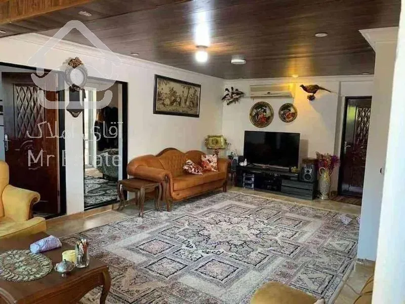 ویلا 145 متر-4خواب-شیک وتمیز-سرمایه گذاری-جمهوری