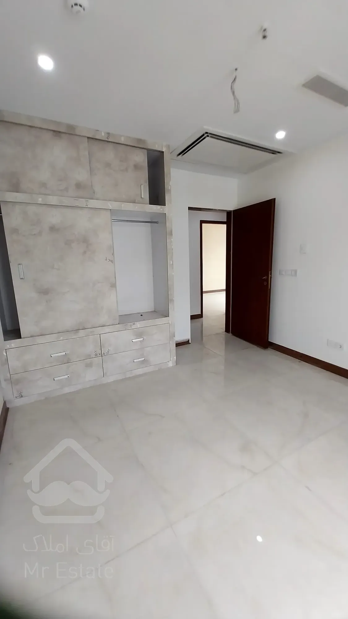 فروش اپارتمان 177 متری سه خواب هروی