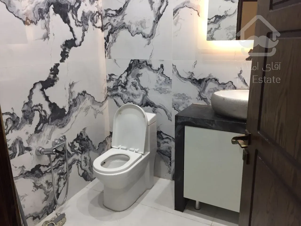 اجاره 140 متری اختیاریه