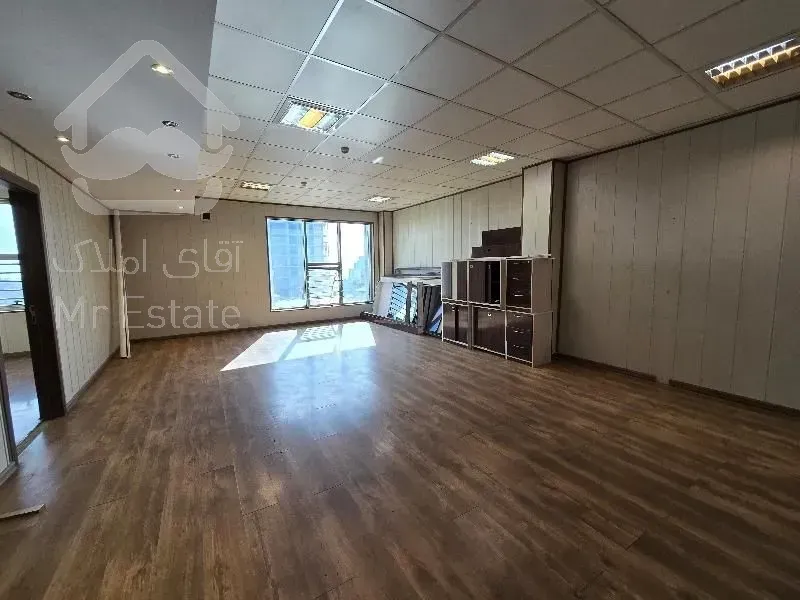 85مترسعادت آباد*موقعیت اداری*تابلوخور*خوش نقشه