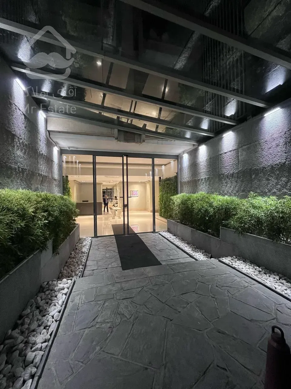 فرمانیه ۳۰۰ متر ۴ خواب