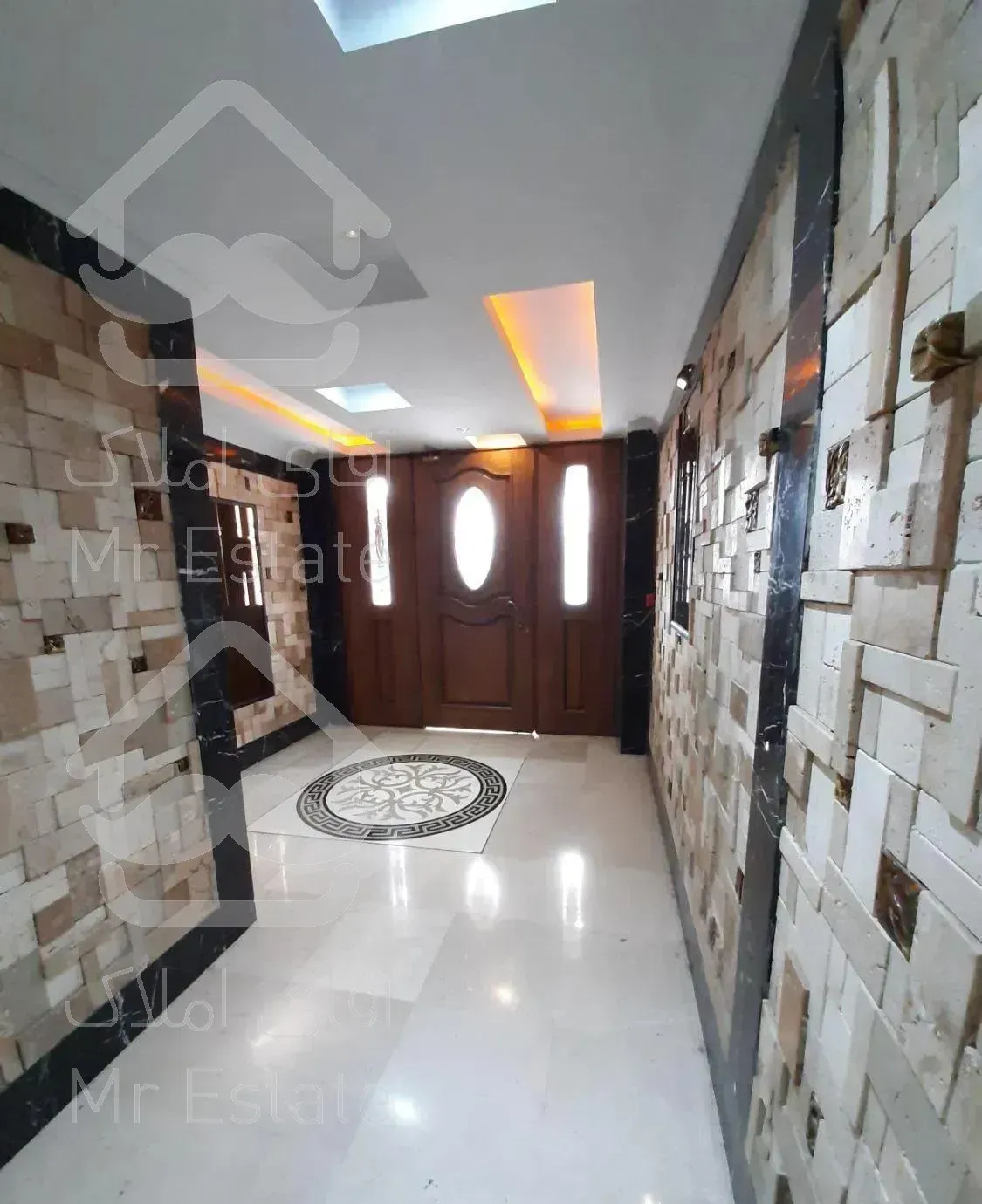 شاهین شمالی ۱۵۰ متر ۳ خواب