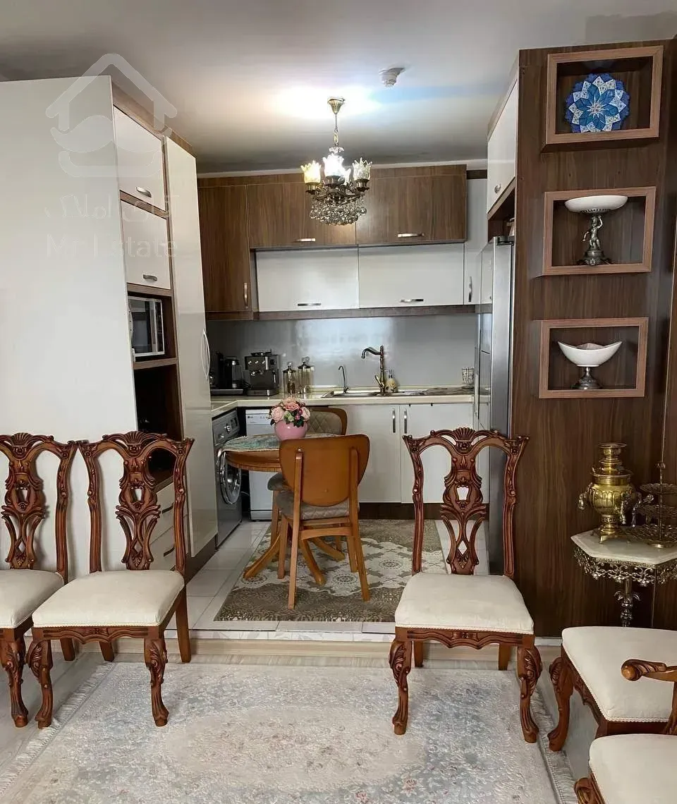 فروش آپارتمان 78 متری 2 خواب، 16 متری افتاب