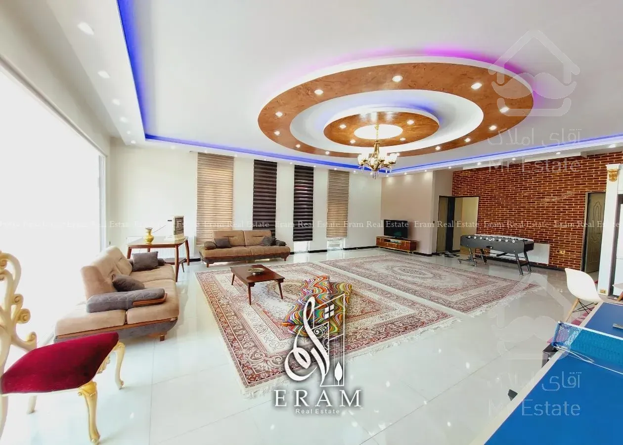 810 متر باغ ویلا زیبا در باغدشت شهریار