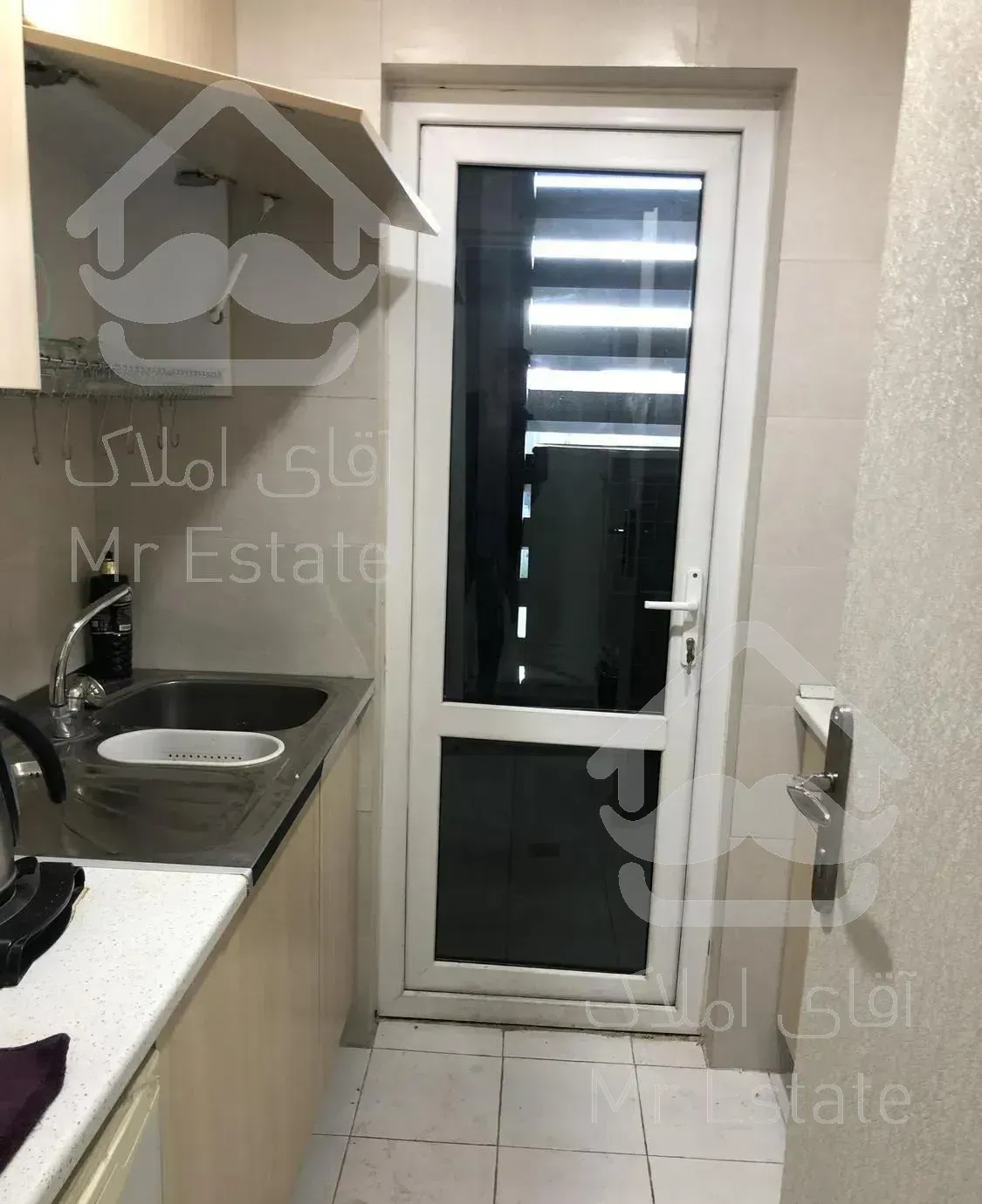 ۱۰۰ متر سند اداری ویو دریاچه