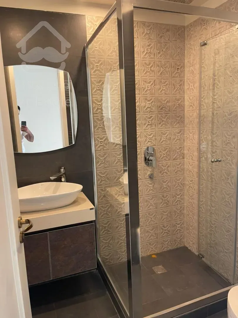 فروش اپارتمان 200 متری زعفرانیه