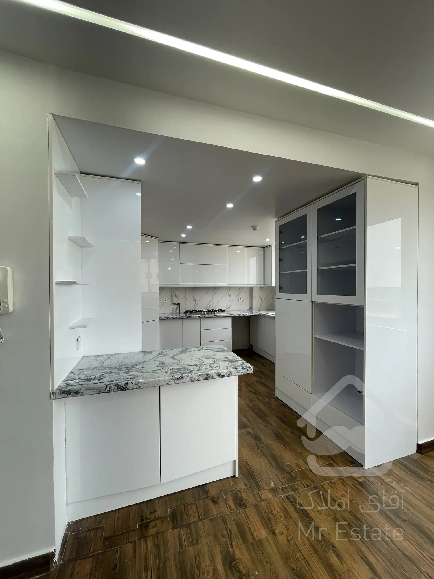 ۱۲۵ متر ۳ خواب برج مجلل عرفان