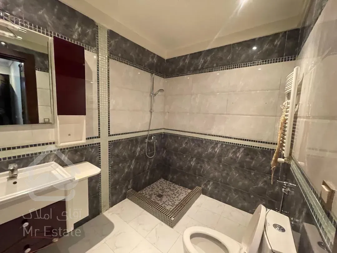 فروش اپارتمان 210 متری زعفرانیه