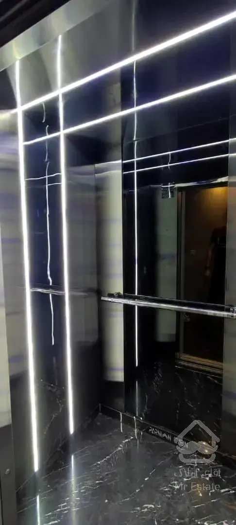 300مترسعادت آباد*موقعیت اداری*۵پارکینگ،لابی شیک