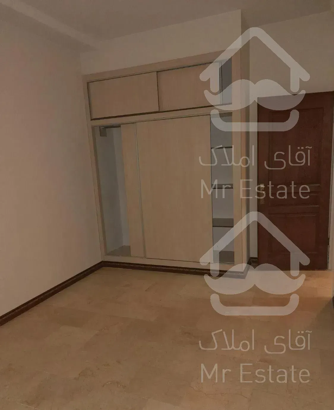 100متر دو خوابه فول امکانات