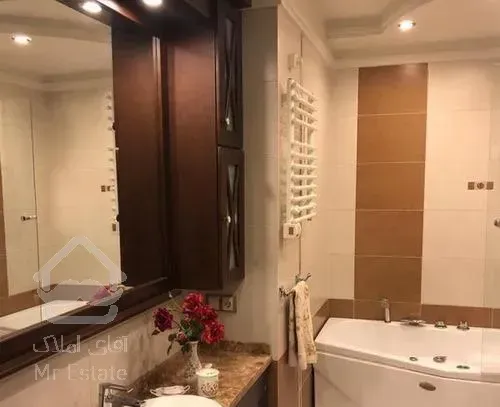 220 متر نیاوران طبقه هفتم