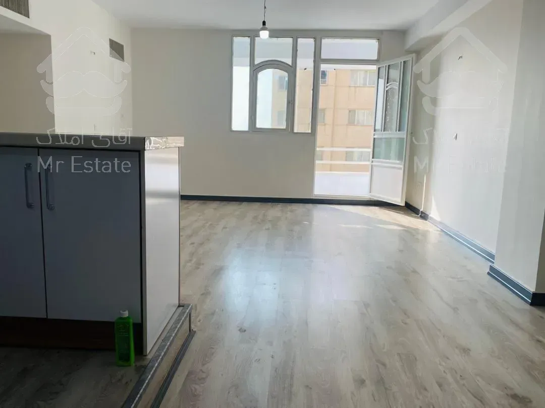 آپارتمان دو خواب در ابشار تهران