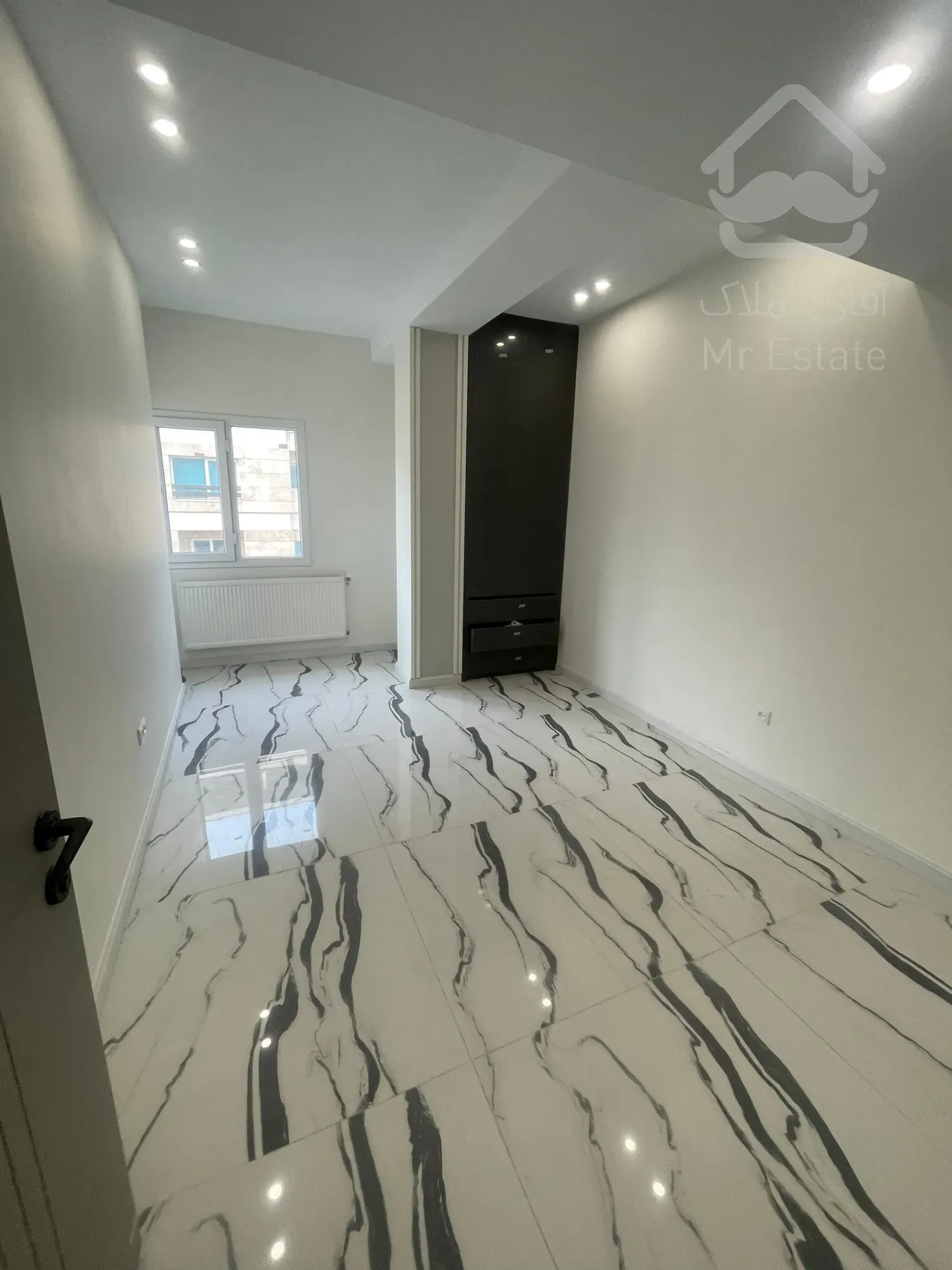 فروش اپارتمان 215 متری زعفرانیه