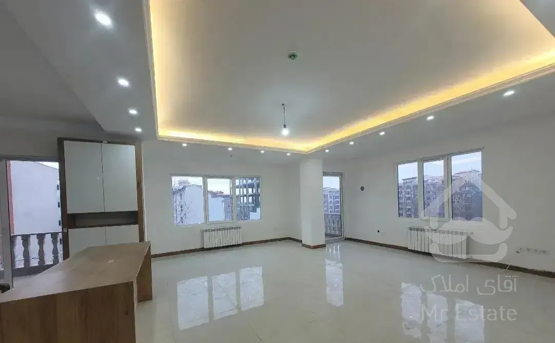 اپارتمان/۱۷۰متری/سه خوابه/نوساز/دونبش