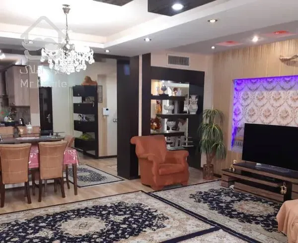 آپارتمان 117 متر گوهردشت خوش نقشه غرق در نور