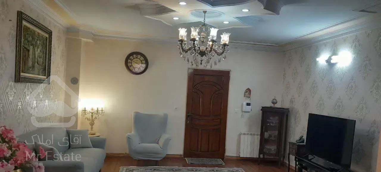 آپارتمان ۷۱ متر پارکینگ و آسانسور دار