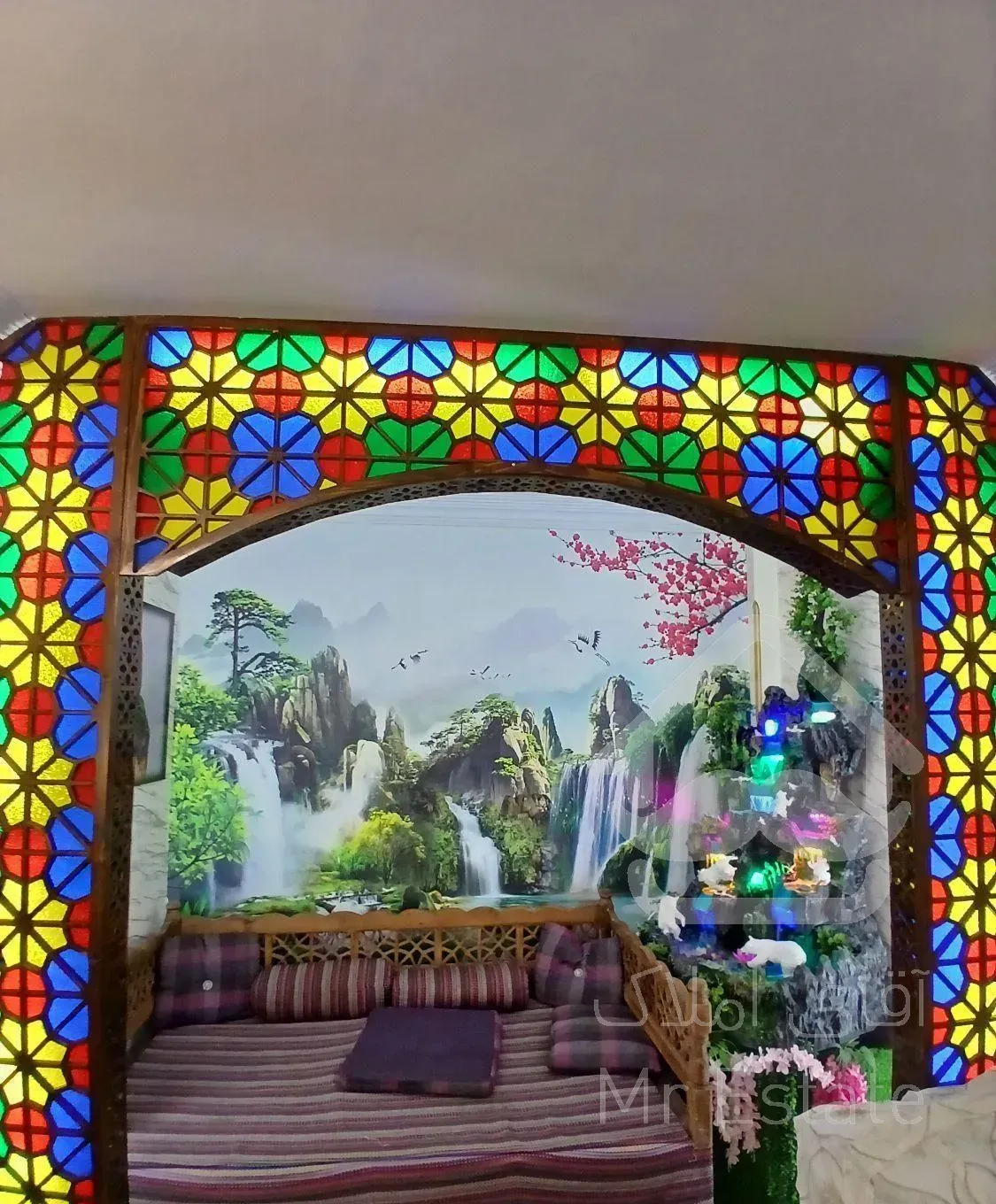 نیکنام شرقی/65متر/شیک/آسانسور/انباری