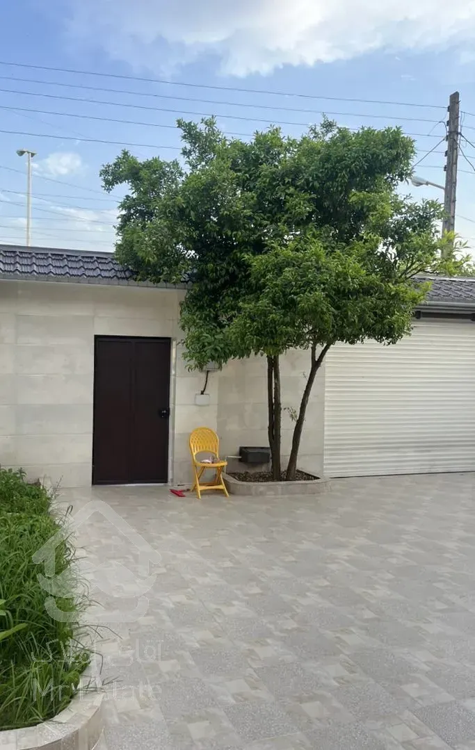 فروش ویلای ۲۴۰ متری خیابان معلم