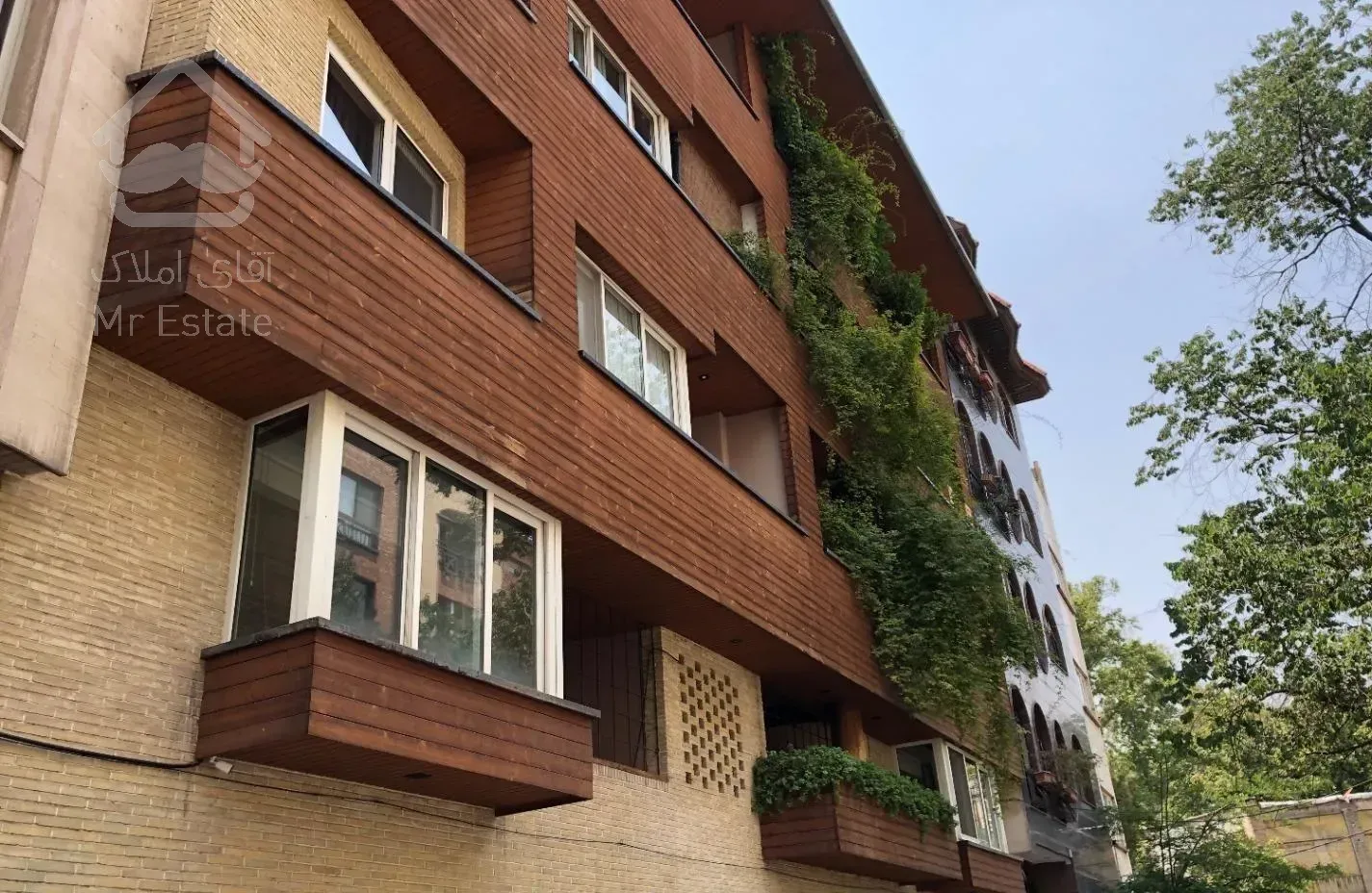 ونک شیخ بهایی شمالی آپارتمان ۶۵ متری ۱ خواب