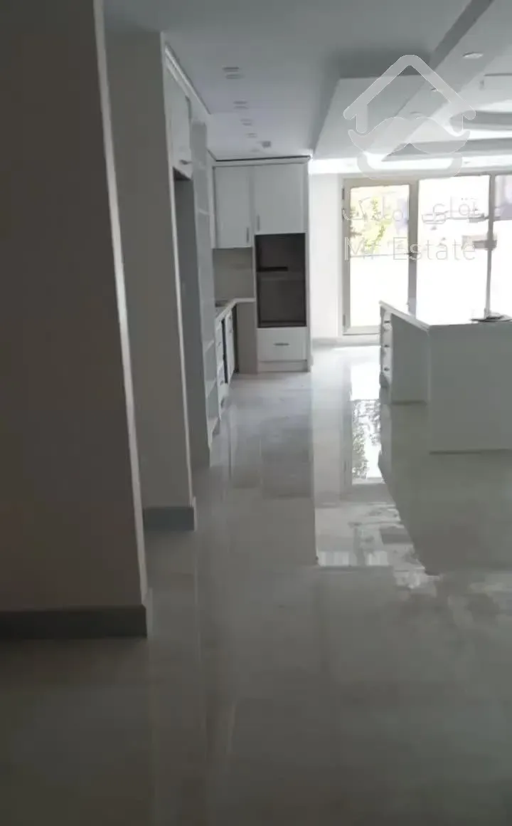 کلید نخورده ها با ۲پارکینگ و تراس در طبقات مختلف