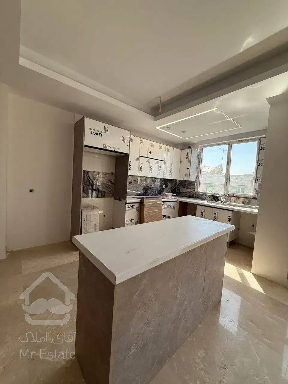 ۱۱۰ متر/ ۲ خواب/ فول / شهران/ کلید نخورده