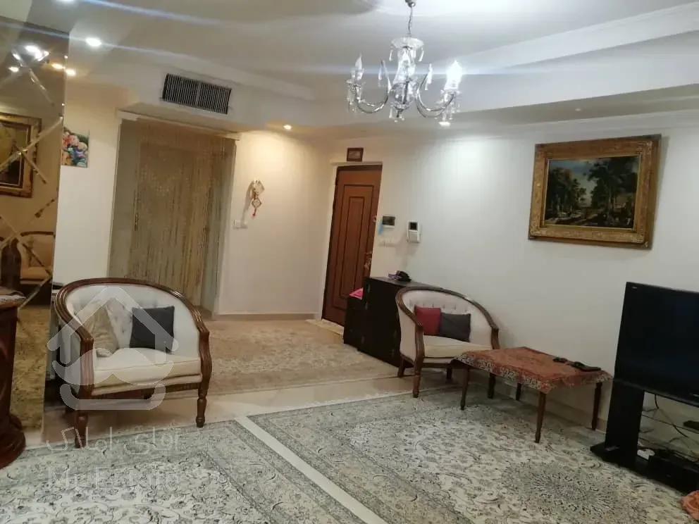 ۹۰متر۲خواب نور مستقیم تمیز