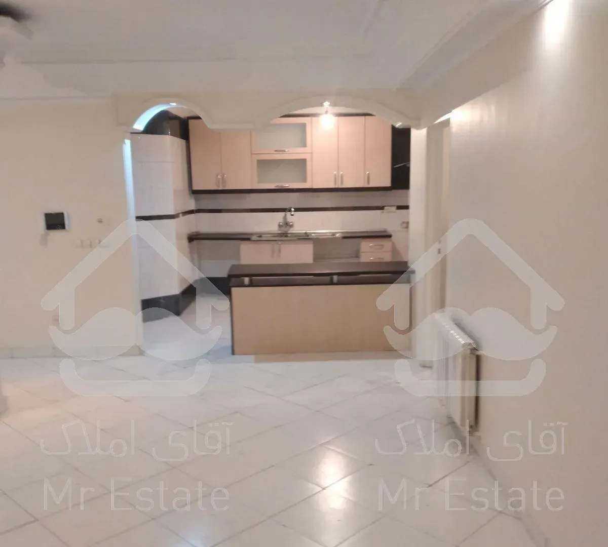 آپارتمان۱۲۰متر۳خواب نور گیر خوش نقشه