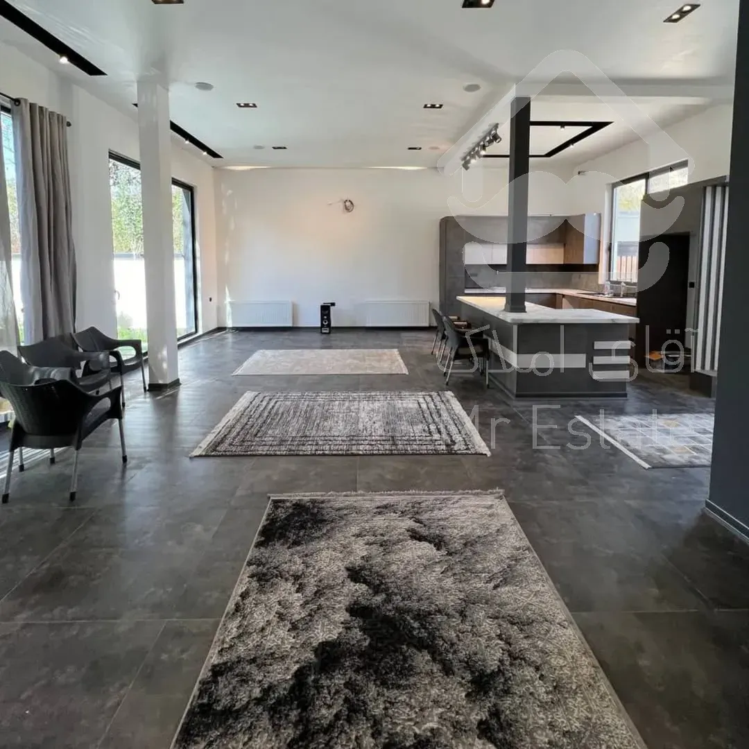 ویلا استخردار ۲۲۰متری