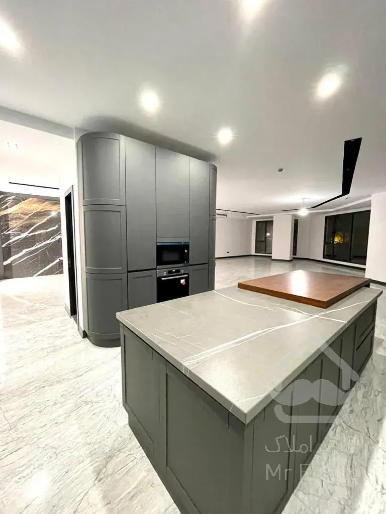 ۳۴۰ متر ۴ مستر مدرن فول کامرانیه