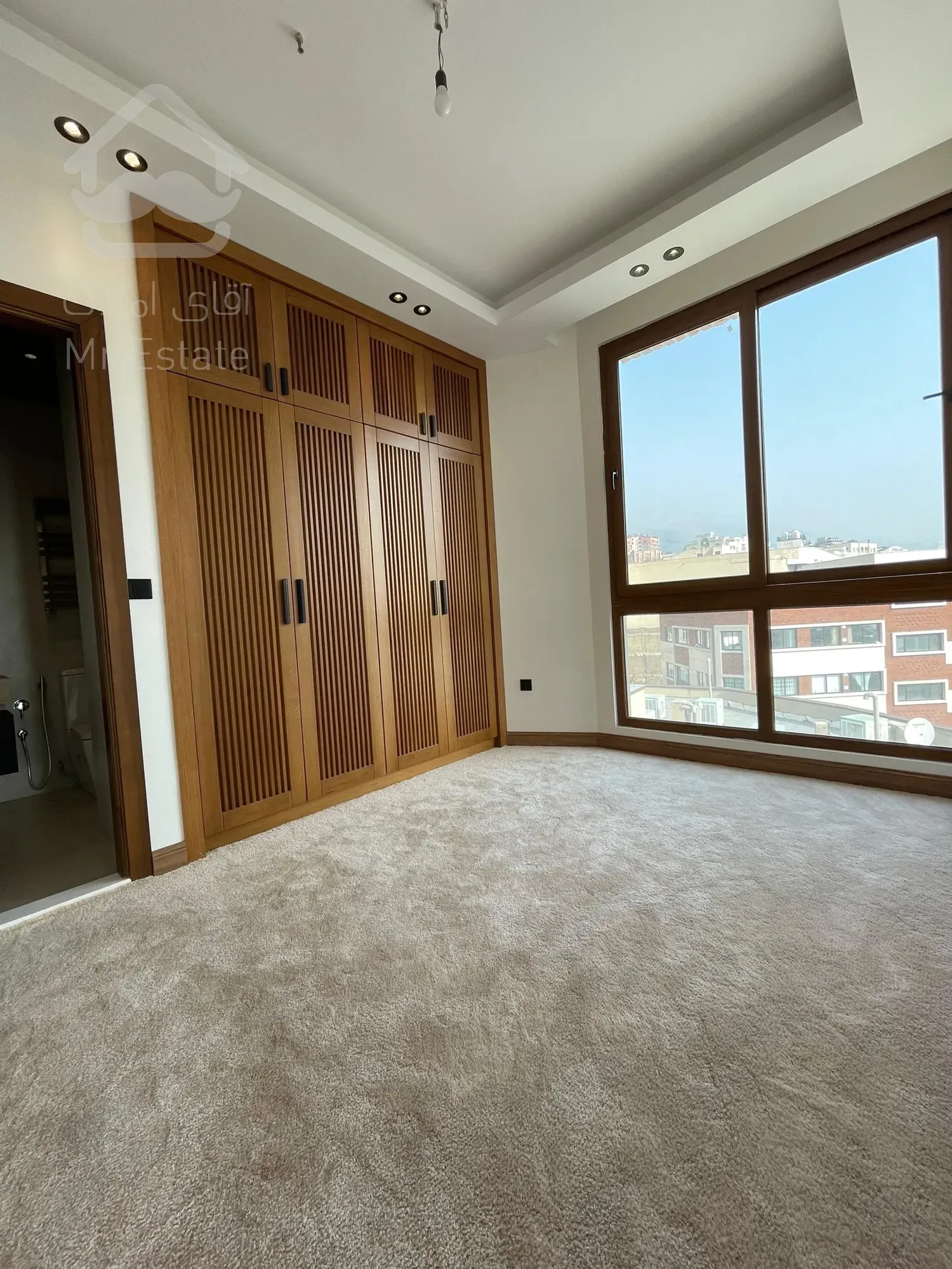 فر‌وش آپارتمان ۱۲۴ متری نوساز ۳ خوابه