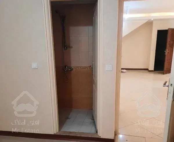 گلاب ۸۷مترآپارتمان فول امکانات معاوضه باکلنگی کوچک