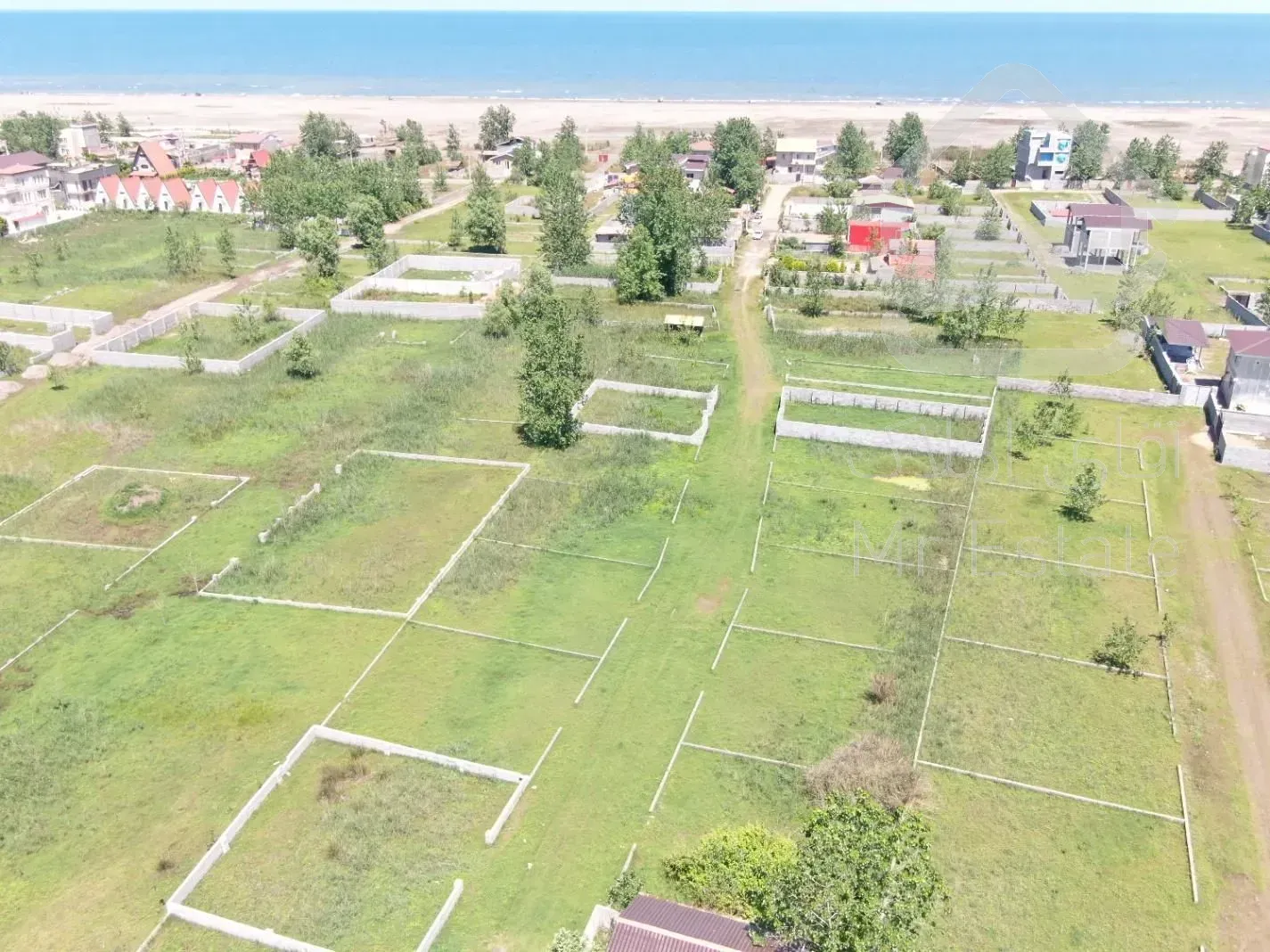 زمین ساحلی درساحل مرواریدی خزرآماده ساخت باویودریا